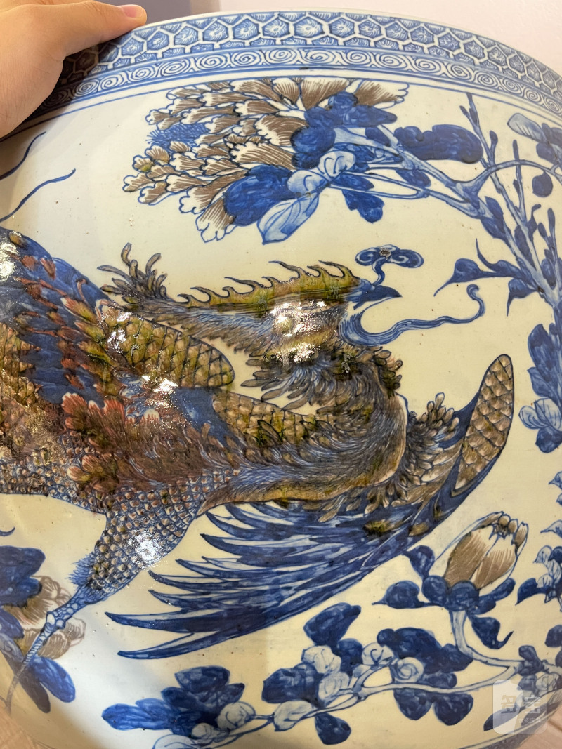 清中期 青花釉里红牡丹锦鸡图大缸 - 图7